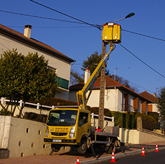 Câblage électrique d'un éclairage public à Montcenis (71)